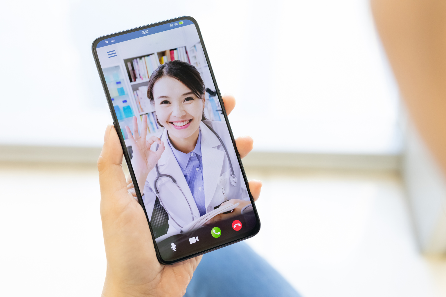 Telemedicina no turno de trabalho: o fim do dia perdido para consultas de rotina